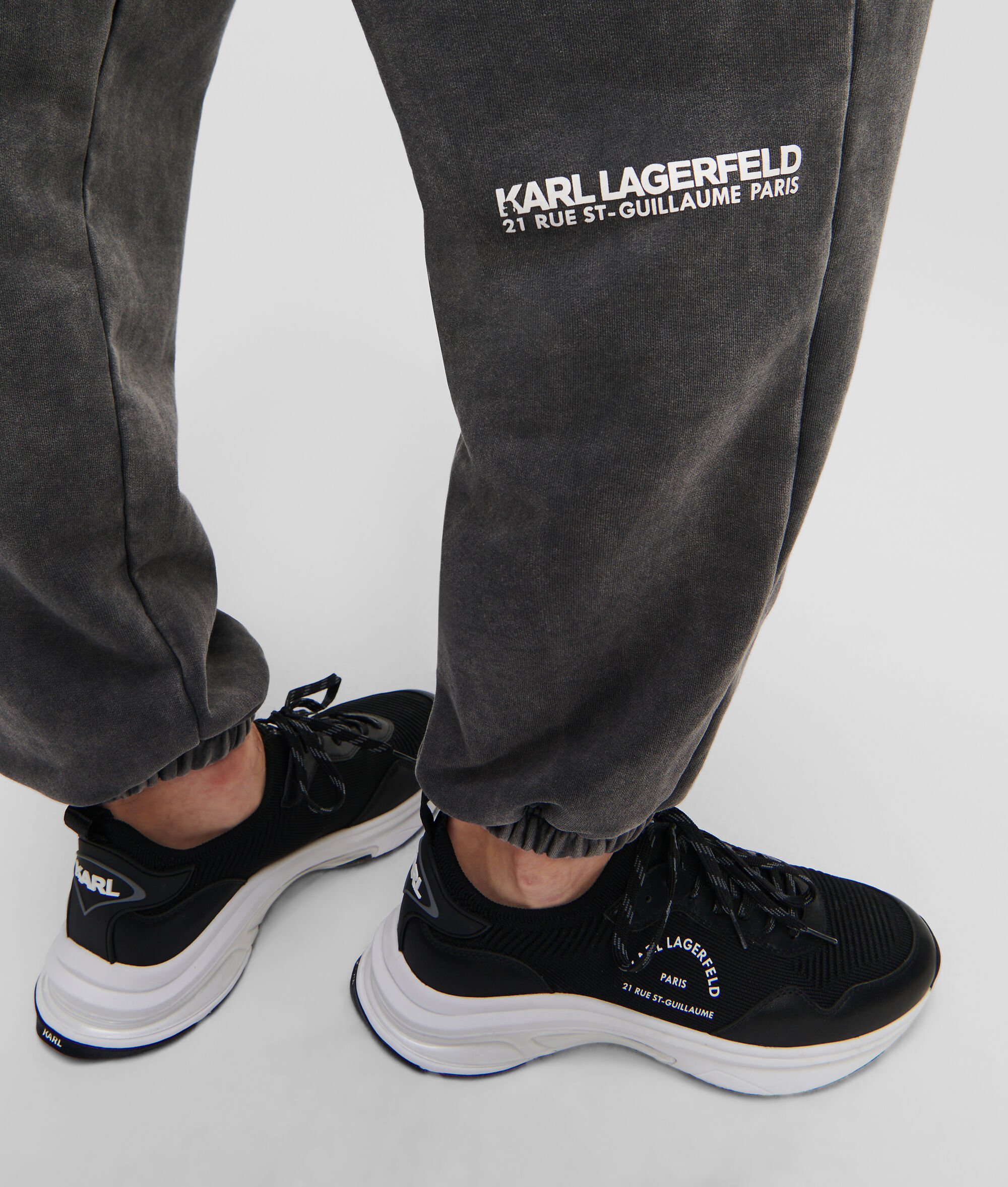 (image for) Efficient RUE ST-GUILLAUME WASHED SWEATPANTS